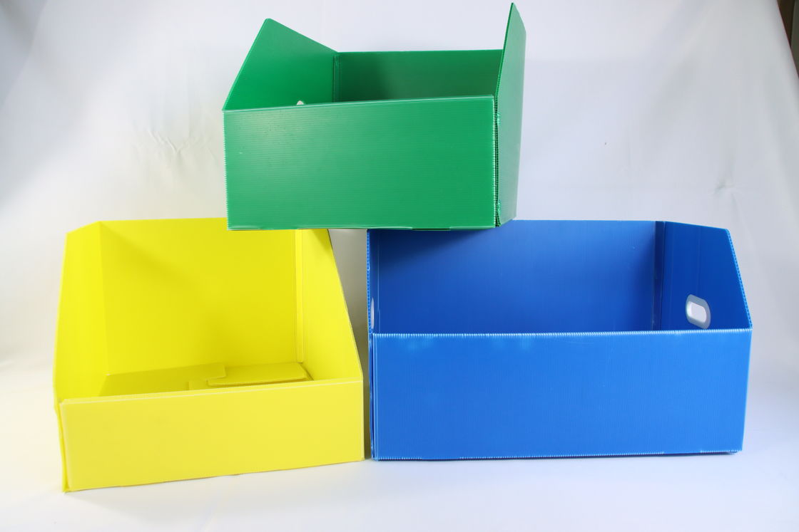 جعبه های بسته بندی پلاستیکی راه راه PP 1.5-30 میلی متری سفید سبز آبی
