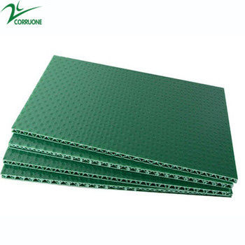 ورق های پلاستیکی راه راه رنگی 4 X8 PP پانل لانه زنبوری سبز